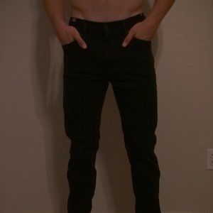 Black Levis 513 - 30x32